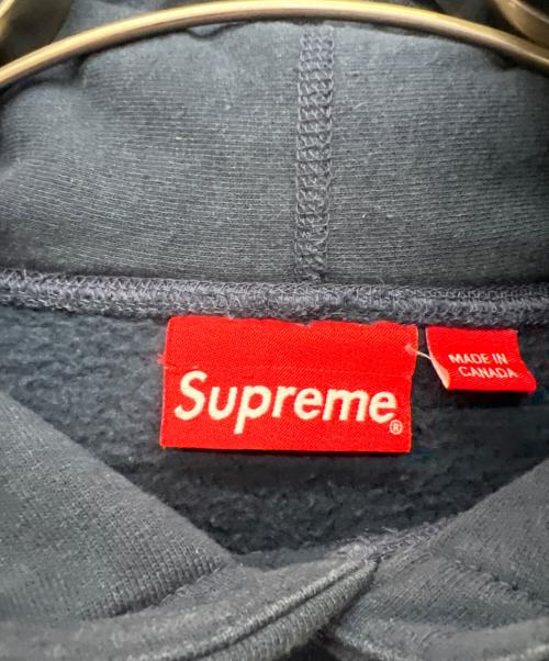 SUPREME（シュプリーム）SUPREME (シュプリーム) Chenille Arc Logo Hooded Sweatshirt ネイビー×ピンク サイズ:Sの古着・服飾アイテム