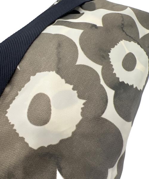 marimekko（マリメッコ）marimekko (マリメッコ) ショルダーバッグ カーキ×アイボリーの古着・服飾アイテム