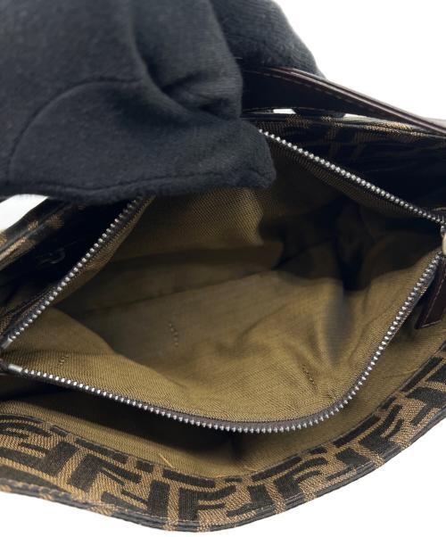 FENDI（フェンディ）FENDI (フェンディ) セミショルダーバッグ ブラウンの古着・服飾アイテム