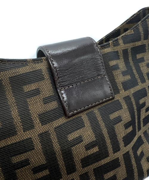 FENDI（フェンディ）FENDI (フェンディ) セミショルダーバッグ ブラウンの古着・服飾アイテム