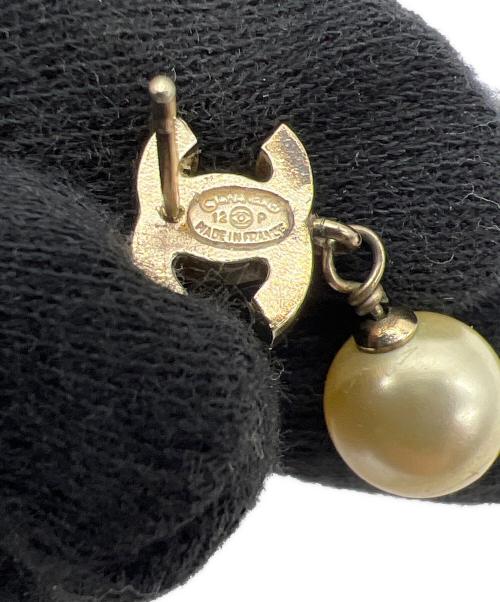 CHANEL（シャネル）CHANEL (シャネル) ピアス　ココマーク ホワイトの古着・服飾アイテム