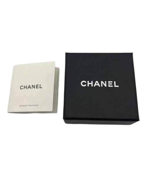 CHANEL（シャネル）CHANEL (シャネル) ピアス　ココマーク ホワイトの古着・服飾アイテム
