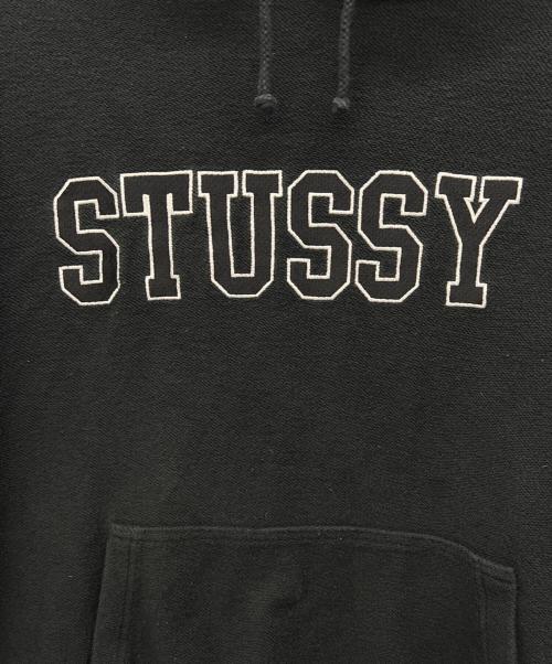 stussy（ステューシー）stussy (ステューシー) Felt Applique Hoodie ホワイト×ブラック サイズ:Mの古着・服飾アイテム