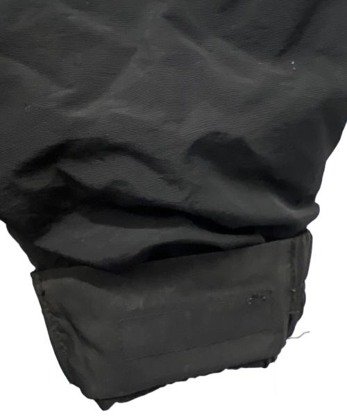 SUPREME（シュプリーム）SUPREME (シュプリーム) Pinstripe panel sports parka ブラック サイズ:Sの古着・服飾アイテム