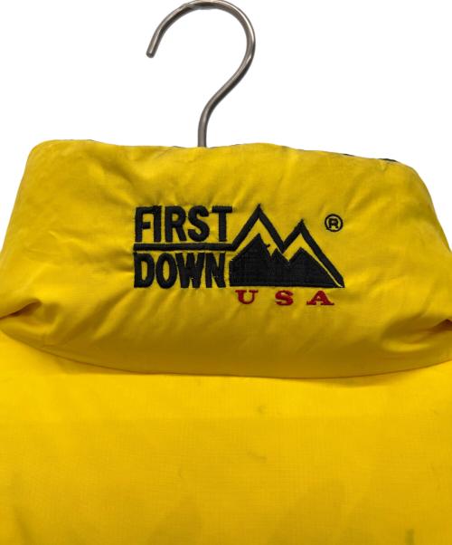 FIRST DOWN（ファーストダウン）FIRST DOWN (ファーストダウン) リバーシブルダウンジャケット イエロー×ブラック サイズ:Mの古着・服飾アイテム
