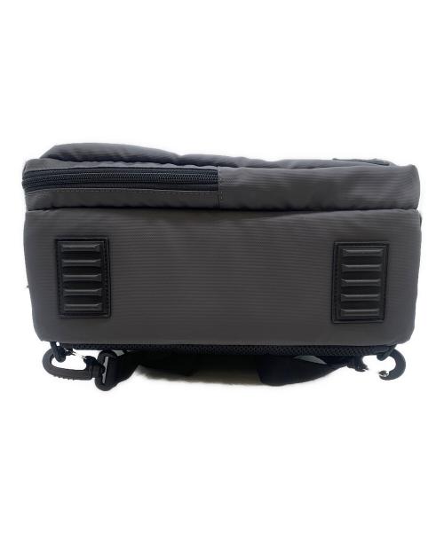 AYANOKOJI Sarei（アヤノコウジ サレイ）AYANOKOJI Sarei (アヤノコウジ サレイ) がま口3WAYバッグ グレーの古着・服飾アイテム