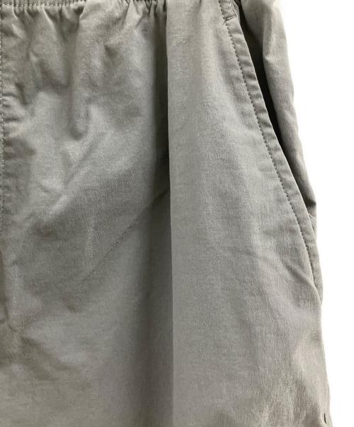 NIKE（ナイキ）NIKE (ナイキ) スケートボードショートパンツ グレー サイズ:Mの古着・服飾アイテム