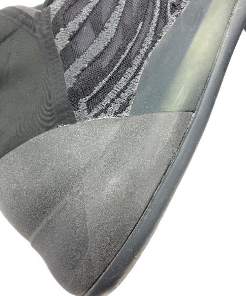 adidas（アディダス）adidas (アディダス) YEEZY QUANTUM 