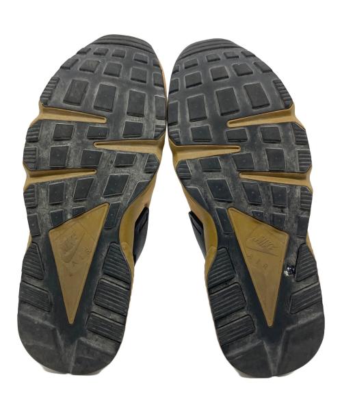 NIKE（ナイキ）NIKE (ナイキ) Air Huarache LE ベージュ×パープル サイズ:SIZE 26cmの古着・服飾アイテム