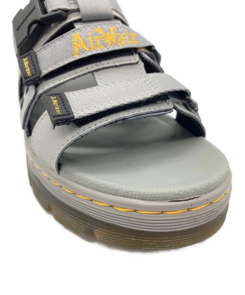 Dr.Martens（ドクターマーチン）Dr.Martens (ドクターマーチン) ストラップサンダル グレー×ブラック サイズ:38の古着・服飾アイテム