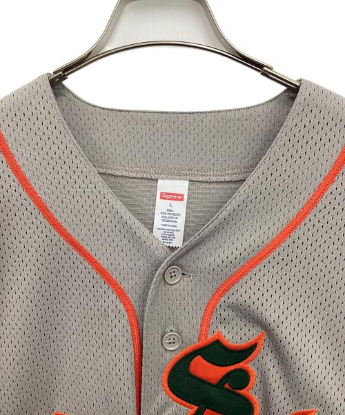 SUPREME（シュプリーム）SUPREME (シュプリーム) Old English Baseball Jersey グレー×オレンジ サイズ:Lの古着・服飾アイテム