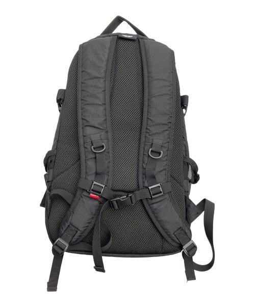 SUPREME（シュプリーム）SUPREME (シュプリーム) backpack(バックパック) ブラック×ホワイトの古着・服飾アイテム