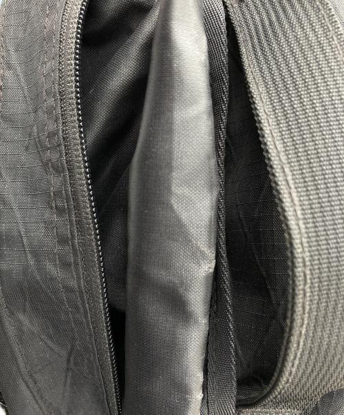 SUPREME（シュプリーム）SUPREME (シュプリーム) backpack(バックパック) ブラック×ホワイトの古着・服飾アイテム