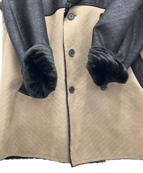GARNIER（ガルニエ）GARNIER (ガルニエ) フェイクムートンコート ベージュ×ブラック サイズ:Lの古着・服飾アイテム