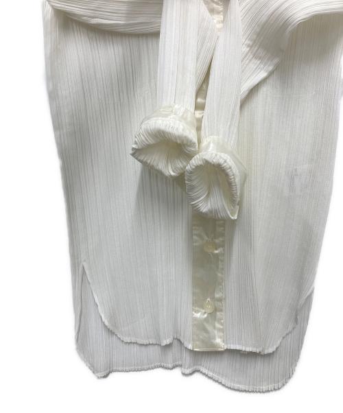 ISSEY MIYAKE（イッセイミヤケ）ISSEY MIYAKE (イッセイミヤケ) 切替プリーツシャツ ホワイト サイズ:Mの古着・服飾アイテム