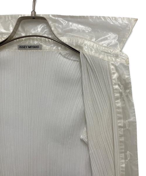 ISSEY MIYAKE（イッセイミヤケ）ISSEY MIYAKE (イッセイミヤケ) 切替プリーツシャツ ホワイト サイズ:Mの古着・服飾アイテム