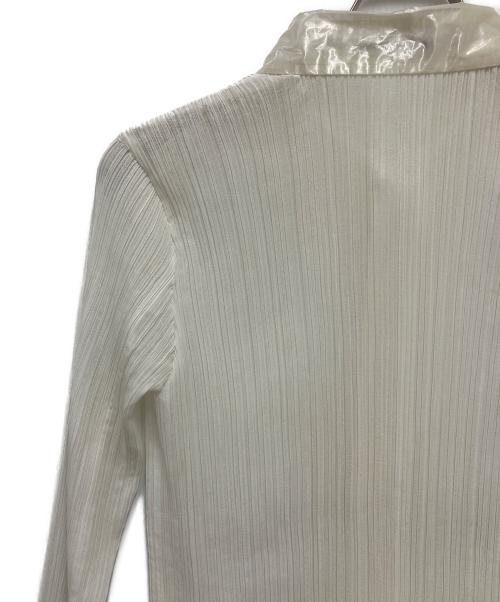 ISSEY MIYAKE（イッセイミヤケ）ISSEY MIYAKE (イッセイミヤケ) 切替プリーツシャツ ホワイト サイズ:Mの古着・服飾アイテム