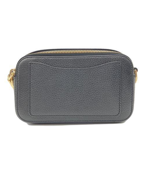 MARC JACOBS（マークジェイコブズ）MARC JACOBS (マークジェイコブス) ショルダーバッグ ブラック×ゴールドの古着・服飾アイテム