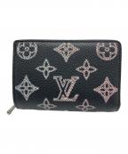 LOUIS VUITTONルイ ヴィトン）の古着「ポルトフォイユクレア モノグラム・マヒナ」｜ピンク×ブラック