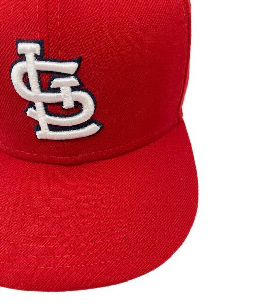 New Era（ニューエラ）New Era (ニューエラ) キャップ レッド×ホワイトの古着・服飾アイテム