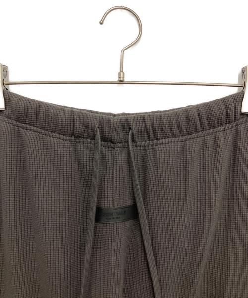 FOG ESSENTIALS（フィアオブゴッド エッセンシャル）FOG ESSENTIALS (フィアオブゴッド エッセンシャル) スウェットパンツ ブラウン サイズ:Mの古着・服飾アイテム