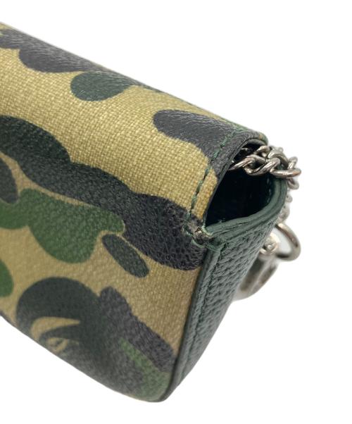 A BATHING APE（ア ベイシング エイプ）A BATHING APE (ア ベイシング エイプ) ミニショルダーバッグ グリーン×ベージュの古着・服飾アイテム