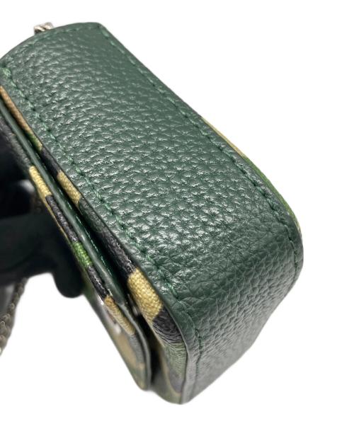 A BATHING APE（ア ベイシング エイプ）A BATHING APE (ア ベイシング エイプ) ミニショルダーバッグ グリーン×ベージュの古着・服飾アイテム