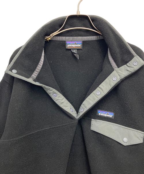 Patagonia（パタゴニア）Patagonia (パタゴニア) フリースジャケット ブラック×グレー サイズ:Mの古着・服飾アイテム
