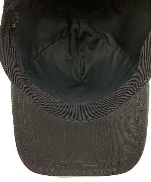 PRADA（プラダ）PRADA (プラダ) ベースボールキャップキャップ ブラック×イエロー サイズ:Mの古着・服飾アイテム