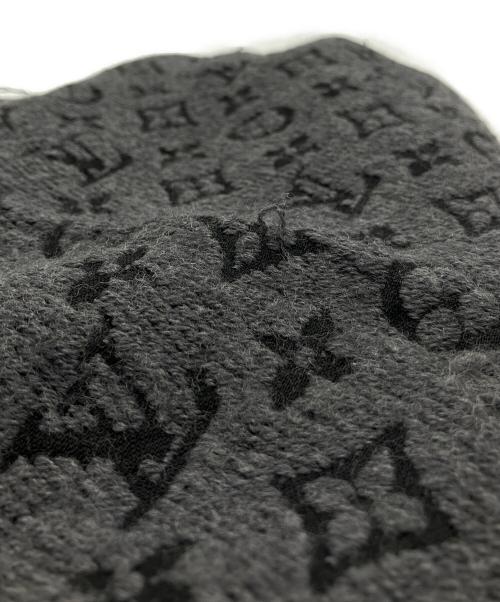 LOUIS VUITTON（ルイ ヴィトン）LOUIS VUITTON (ルイ ヴィトン) マフラー エシャルプ モノグラム・クラシック グレー×ブラックの古着・服飾アイテム