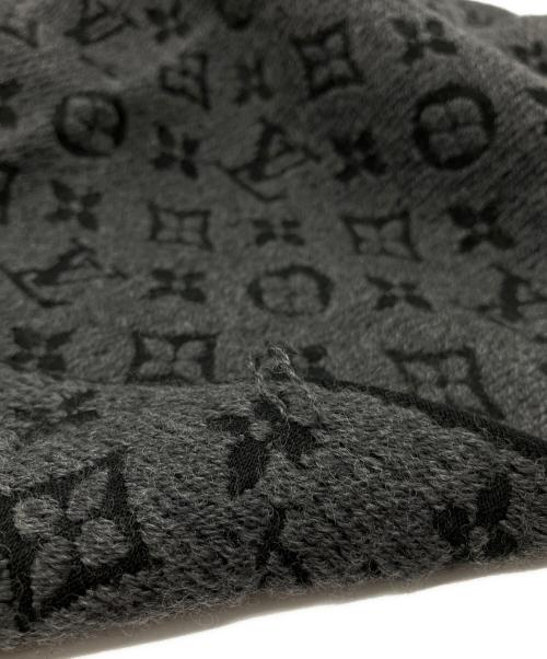 LOUIS VUITTON（ルイ ヴィトン）LOUIS VUITTON (ルイ ヴィトン) マフラー エシャルプ モノグラム・クラシック グレー×ブラックの古着・服飾アイテム