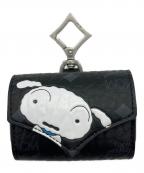 MCMエムシーエム）の古着「AirPods Pro ケース　クレヨンしんちゃん　シロ」｜ブラック×ホワイト