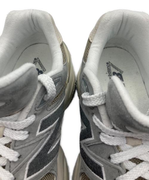 NEW BALANCE（ニューバランス）NEW BALANCE (ニューバランス) スニーカー グレー×アイボリー サイズ:26cmの古着・服飾アイテム