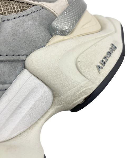 NEW BALANCE（ニューバランス）NEW BALANCE (ニューバランス) スニーカー グレー×アイボリー サイズ:26cmの古着・服飾アイテム