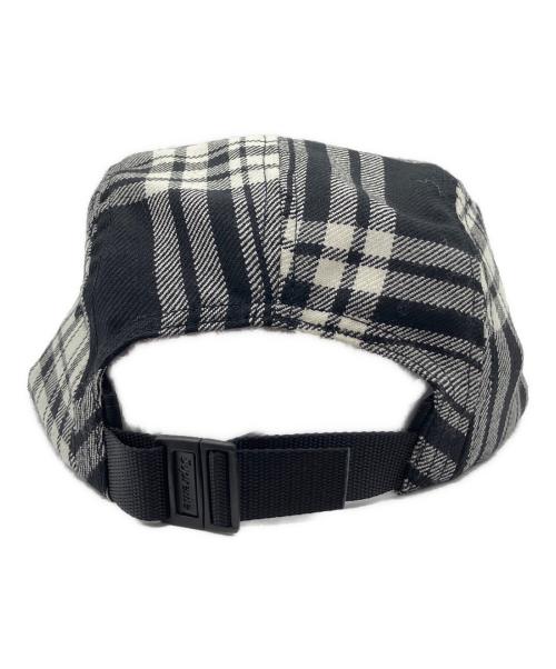 SUPREME（シュプリーム）SUPREME (シュプリーム) LOCHCARRON CAMP CAP ブラック×ホワイト サイズ:Freeの古着・服飾アイテム