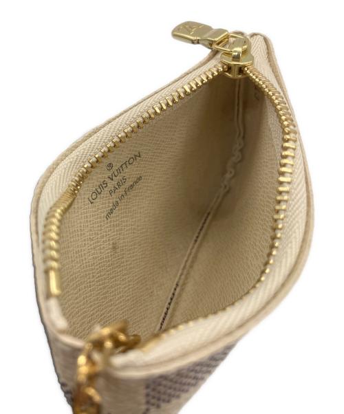 LOUIS VUITTON（ルイ ヴィトン）LOUIS VUITTON (ルイ ヴィトン) コインケース ダミエ・アズール ポシェット・クレ ホワイトの古着・服飾アイテム