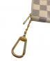 中古・古着 LOUIS VUITTON (ルイ ヴィトン) コインケース ダミエ・アズール ポシェット・クレ ホワイト：20000円