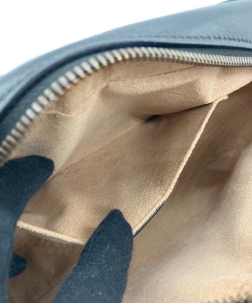 GUCCI（グッチ）GUCCI (グッチ) ショルダーバッグ GGマーモント ブラックの古着・服飾アイテム