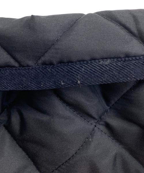 Traditional Weatherwear（トラディショナルウェザーウェア）Traditional Weatherwear (トラディショナルウェザーウェア) キルティングコート ARKLEY LONG(アークリーロング) ネイビー サイズ:UK32の古着・服飾アイテム