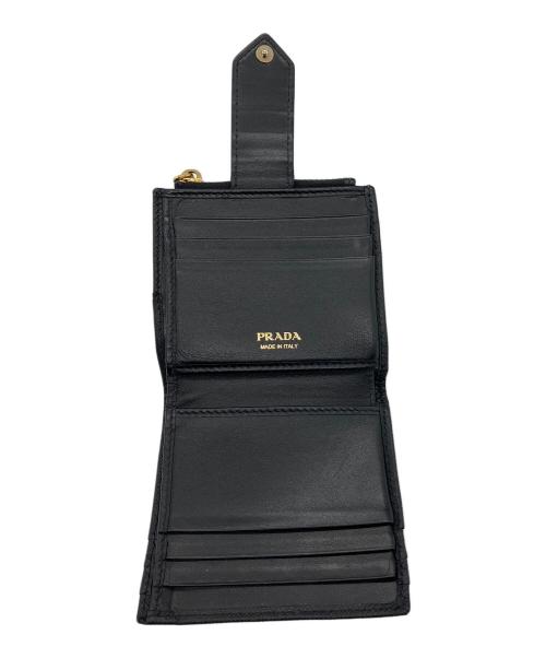 PRADA（プラダ）PRADA (プラダ) コンパクトウォレット サフィアーノ トライアングルロゴ ブラックの古着・服飾アイテム