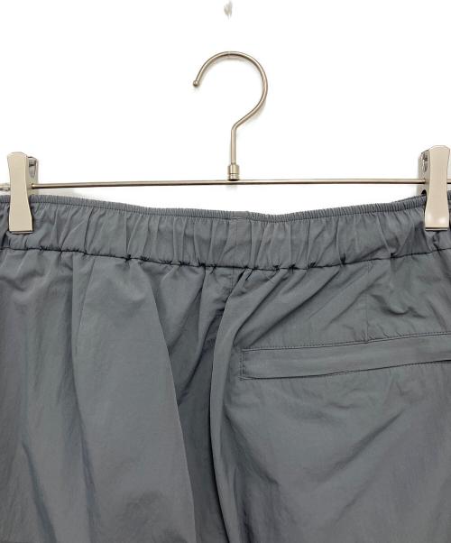 ALOUND（アラウンド）ALOUND (アラウンド) トラックパンツ グレー サイズ:Lの古着・服飾アイテム