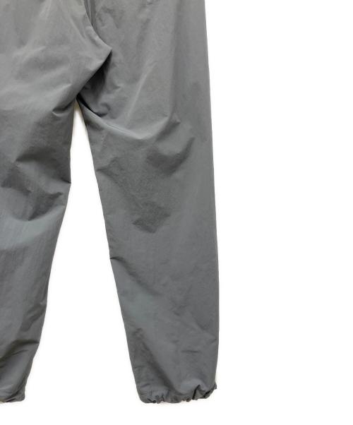 ALOUND（アラウンド）ALOUND (アラウンド) トラックパンツ グレー サイズ:Lの古着・服飾アイテム