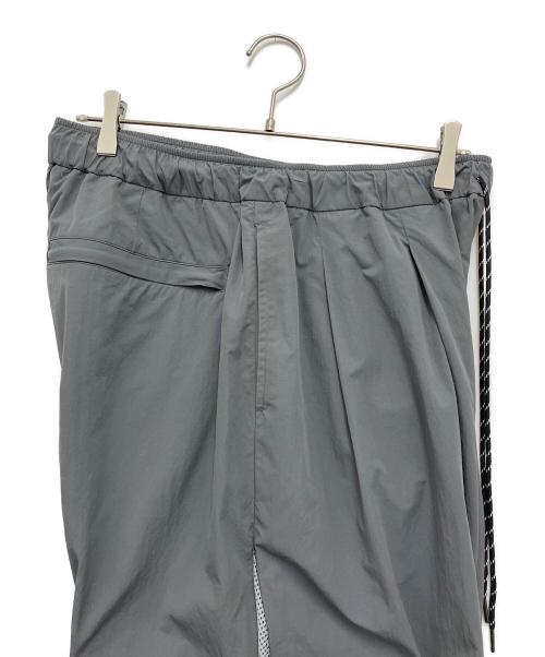 ALOUND（アラウンド）ALOUND (アラウンド) トラックパンツ グレー サイズ:Lの古着・服飾アイテム