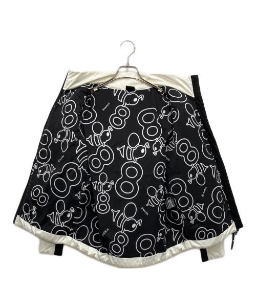 8YARDS（ハチヤーズ）8YARDS (ハチヤーズ) 中綿ジャケット ホワイト×ブラック サイズ:Mの古着・服飾アイテム