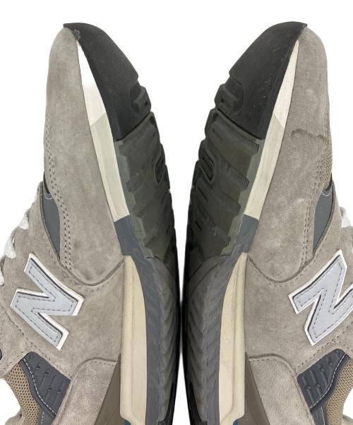 NEW BALANCE（ニューバランス）NEW BALANCE (ニューバランス) スニーカー グレー×ホワイト サイズ:26cmの古着・服飾アイテム