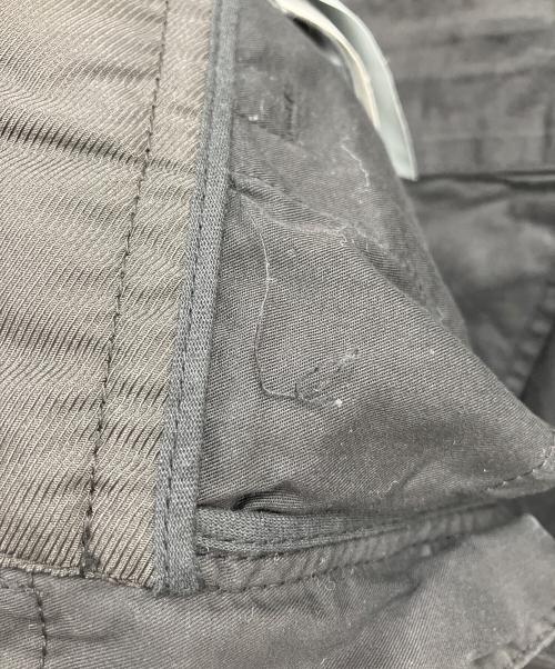 STONE ISLAND（ストーンアイランド）STONE ISLAND (ストーンアイランド) Single Pocket Gabardine Cargo Pant(シングルポケットギャバジンカーゴパンツ) ブラック サイズ:81cmの古着・服飾アイテム