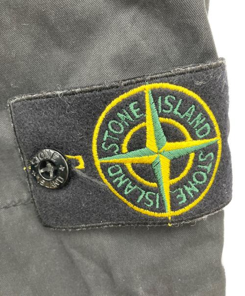 STONE ISLAND（ストーンアイランド）STONE ISLAND (ストーンアイランド) Single Pocket Gabardine Cargo Pant(シングルポケットギャバジンカーゴパンツ) ブラック サイズ:81cmの古着・服飾アイテム