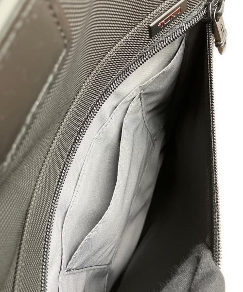 TUMI（トゥミ）TUMI (トゥミ) ALPHA2 Travel International Exp 2 Wheel Carry-On ブラックの古着・服飾アイテム