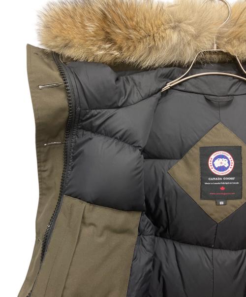 CANADA GOOSE（カナダグース）CANADA GOOSE (カナダグース) フーデッドジャケット オリーブ×ブラック サイズ:Mの古着・服飾アイテム