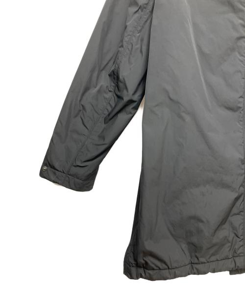 BURBERRY（バーバリー）BURBERRY (バーバリー) ナイロンフーデッドコート ブラック×ホワイト サイズ:48の古着・服飾アイテム